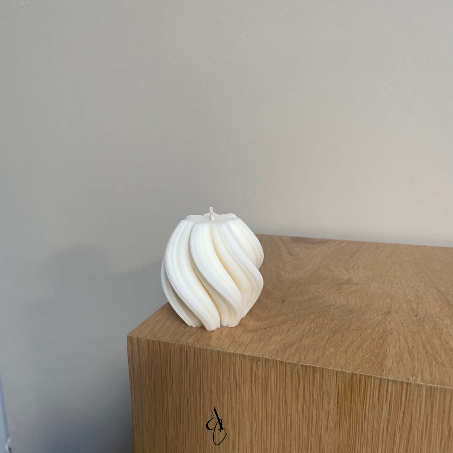 Maë S Candle