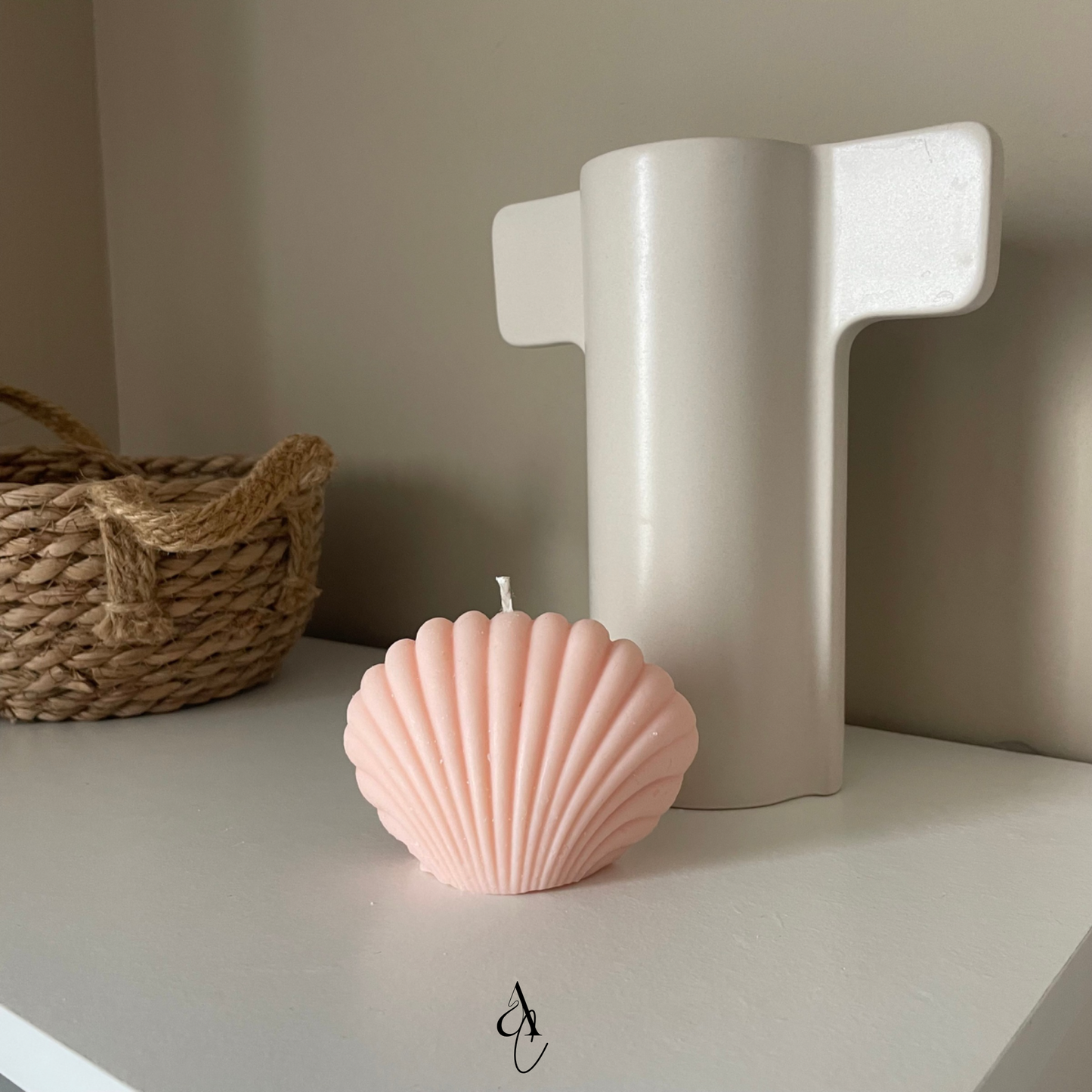 Schell Candle
