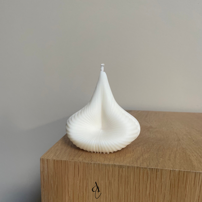 Amalia Candle