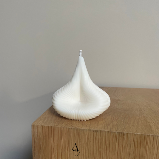 Amalia Candle